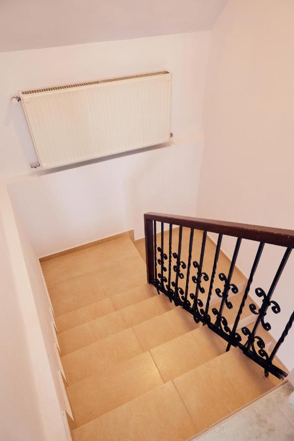 Apartament Modern Braşov Exterior foto