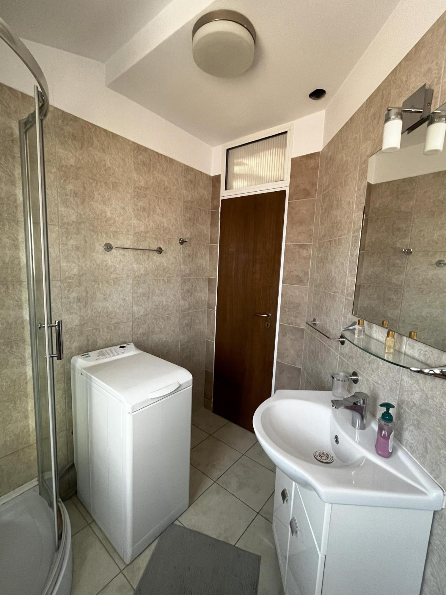 Apartament Modern Braşov Exterior foto