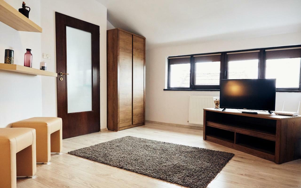 Apartament Modern Braşov Exterior foto