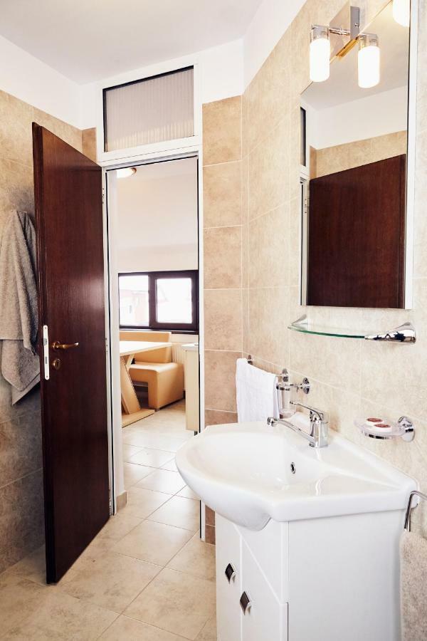 Apartament Modern Braşov Exterior foto